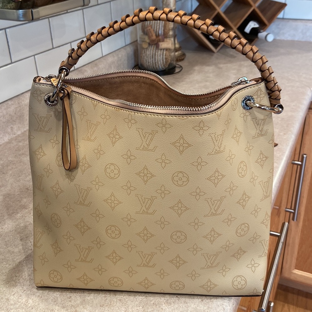 Fashion handbag